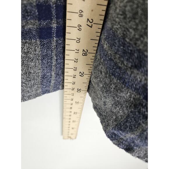 Flyshacker Clothing Company Flannel Button Down Plaid Shirt Outdoors Size L - Picture 4 of 6